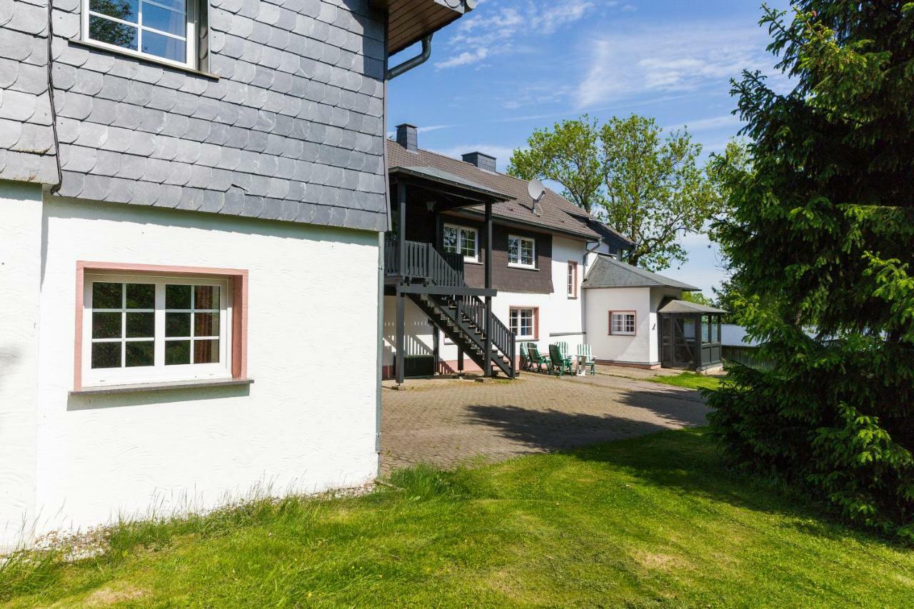 Ferienwohnung Landhaus Schnorrenberg, Welcomes you Hellenthal Exterior foto